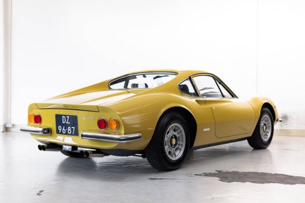 Ferrari Dino 246 GT 1970 121275