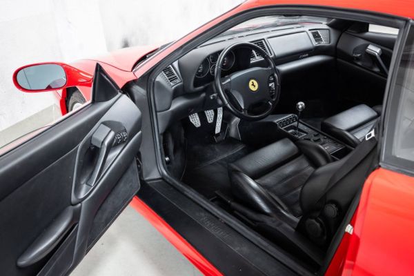 Ferrari F 355 Berlinetta 1996 121293
