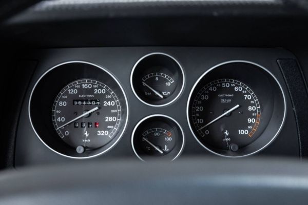 Ferrari F 355 Berlinetta 1996 121295