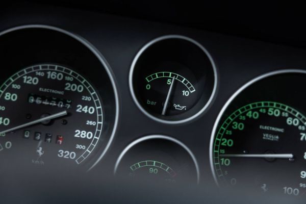 Ferrari F 355 Berlinetta 1996 121297