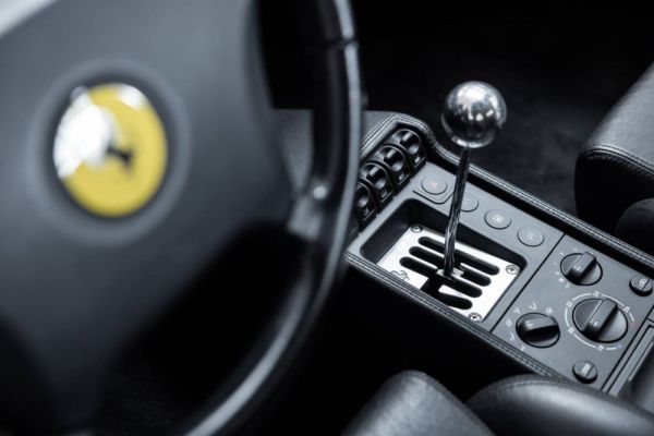 Ferrari F 355 Berlinetta 1996 121299