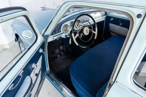 Alfa Romeo 1900 Super Berlina 1956 126093