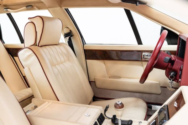 Aston Martin Lagonda 1992 126110