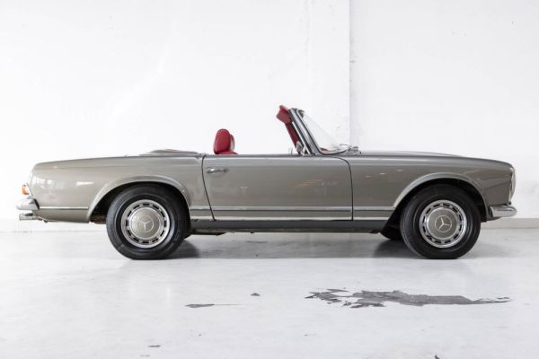 Mercedes-Benz 280 SL 1968 126116