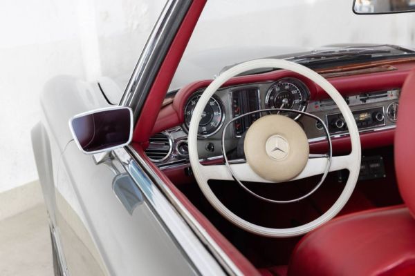 Mercedes-Benz 280 SL 1968 126120