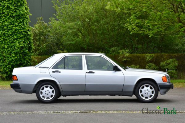 Mercedes-Benz 190 E 1992 12527