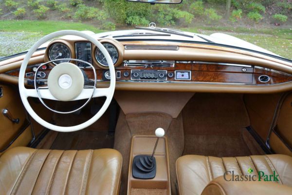 Mercedes-Benz 280 SE 1973 12560