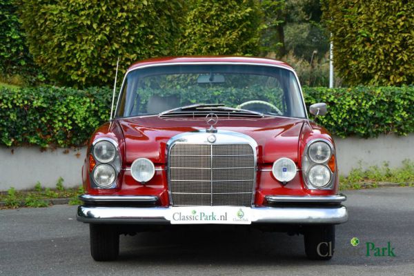 Mercedes-Benz 220 SE b 1962 12571