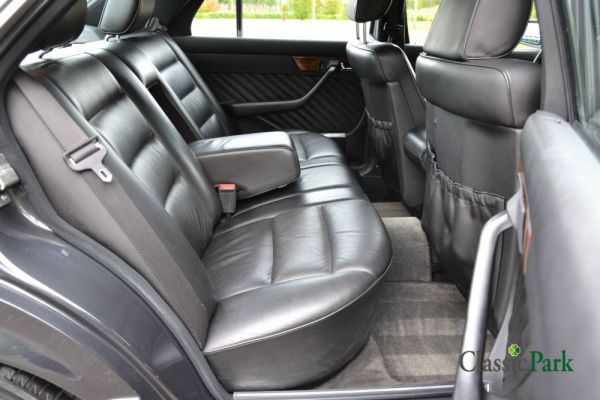 Mercedes-Benz 300 SE 1989 12615