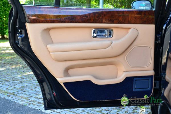 Bentley Arnage Green Label 1999 70754