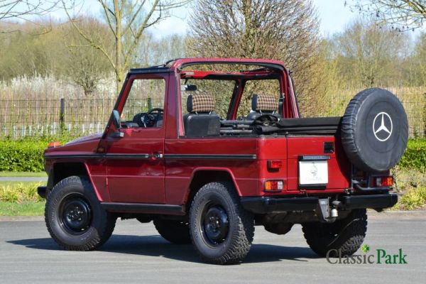 Mercedes-Benz 300 GD (SWB) 1984 123254