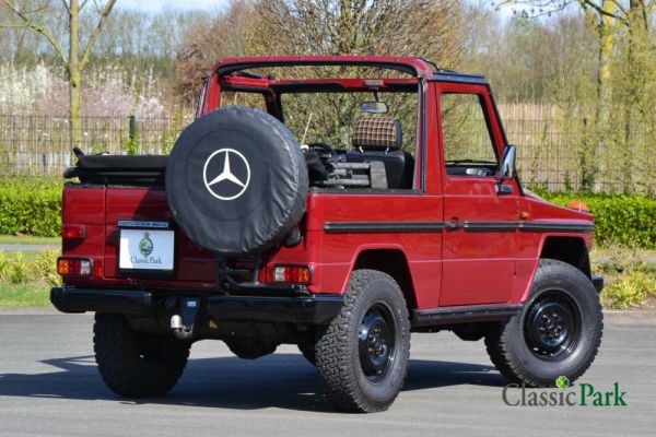 Mercedes-Benz 300 GD (SWB) 1984 123255