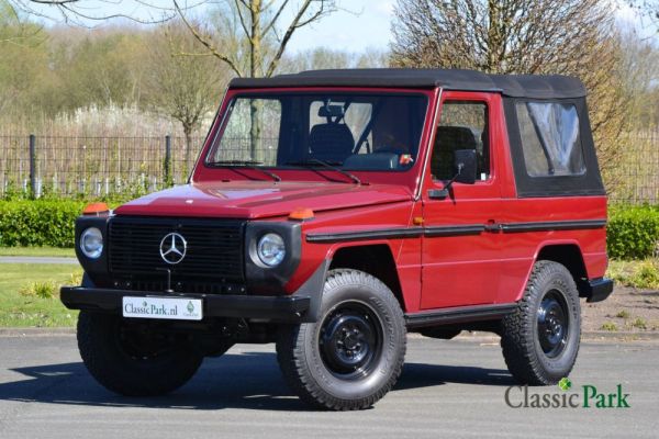 Mercedes-Benz 300 GD (SWB) 1984 123256