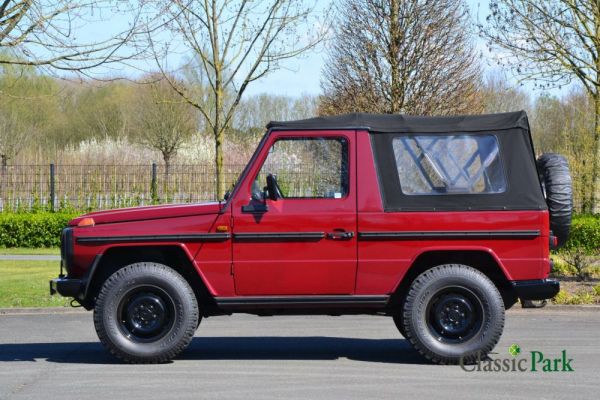Mercedes-Benz 300 GD (SWB) 1984 123257