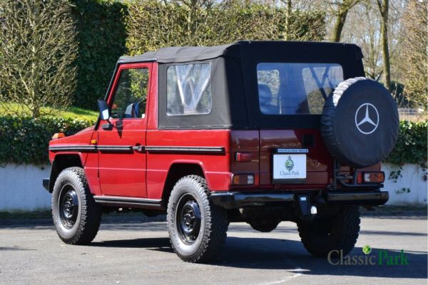 Mercedes-Benz 300 GD (SWB) 1984 123258