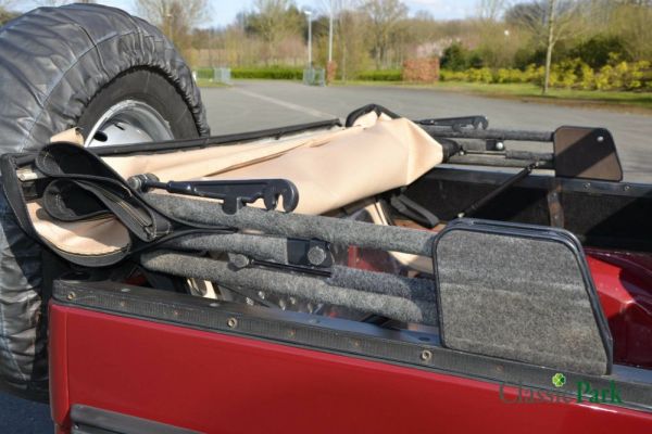 Mercedes-Benz 300 GD (SWB) 1984 123261