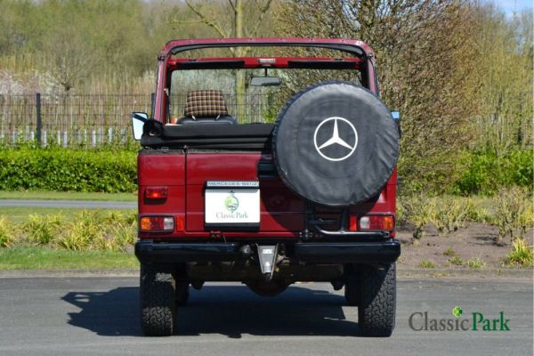 Mercedes-Benz 300 GD (SWB) 1984 123267