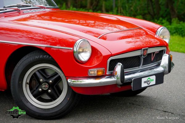MG MGB GT V8 1975 119771
