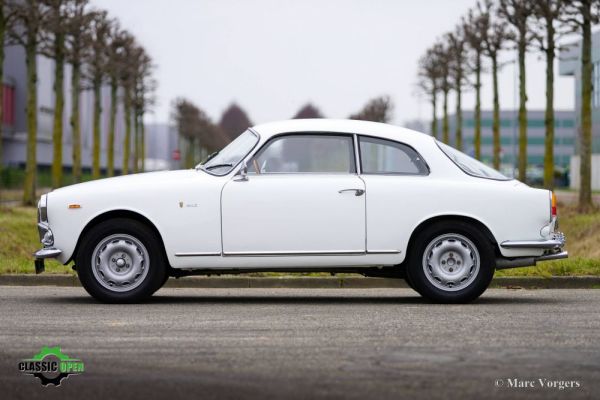 Alfa Romeo Giulia 1600 Sprint 1963 126185