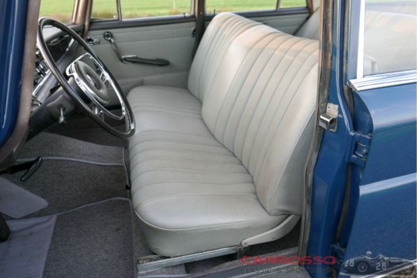 Mercedes-Benz 200 1967 8759