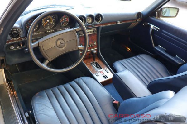 Mercedes-Benz 560 SL 1988 8824