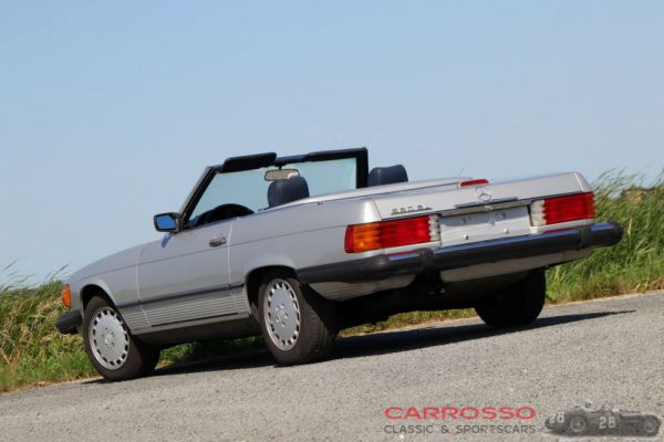 Mercedes-Benz 560 SL 1988 8825