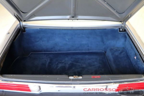 Mercedes-Benz 560 SL 1988 8827