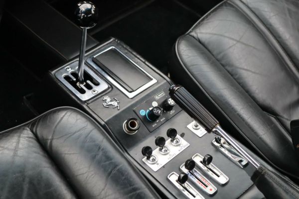 Ferrari 308 GTB 1977 122811