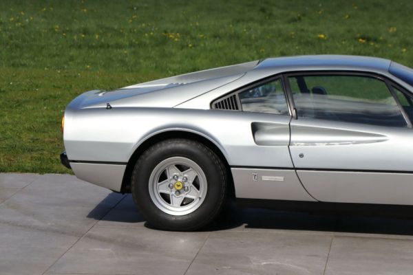 Ferrari 308 GTB 1977 122816