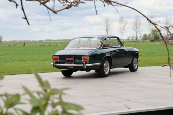 Alfa Romeo 1750 GT Veloce 1971 122823