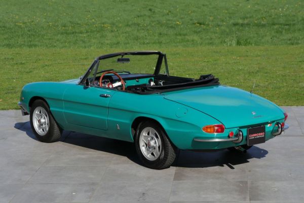 Alfa Romeo 1750 Spider Veloce 1969