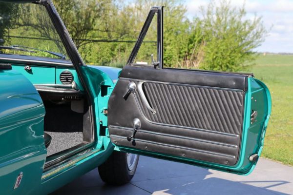 Alfa Romeo 1750 Spider Veloce 1969 122844