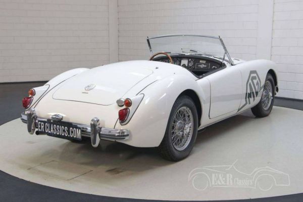 MG MGA 1600 1961 91754
