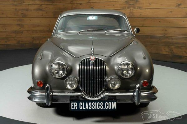 Jaguar Mk II 3.8 1961 119432