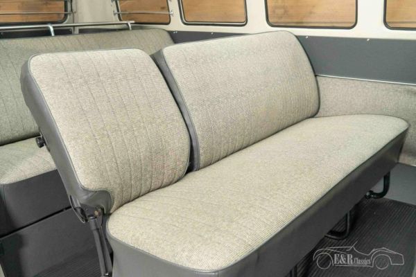 Volkswagen T1 panel van 1965 120476