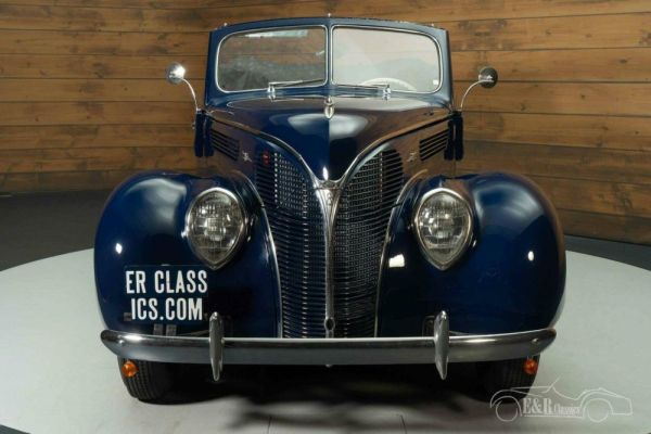 Ford V8 1938 120572