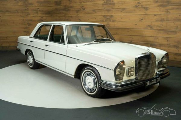 Mercedes-Benz 280 SE 1969 120673