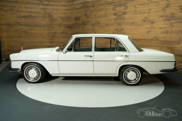 Mercedes-Benz 280 SE 1969 120676