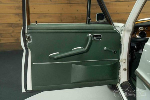 Mercedes-Benz 280 SE 1969 120681