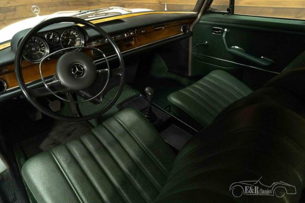 Mercedes-Benz 280 SE 1969 120682