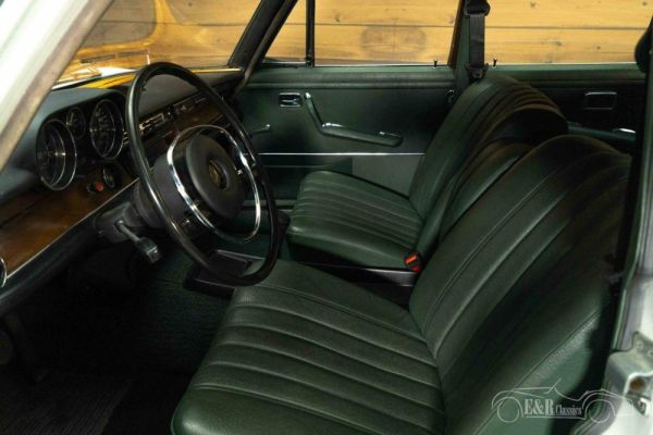 Mercedes-Benz 280 SE 1969 120684