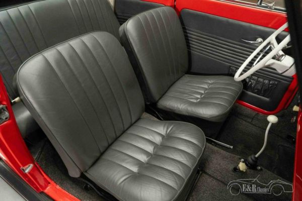 Volkswagen Maggiolino 1200 1962 120711