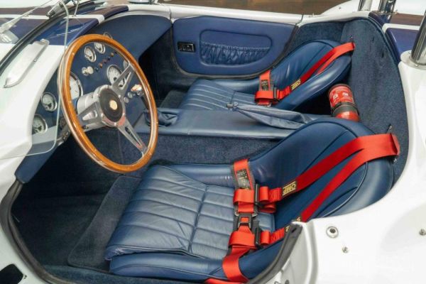 AC Cobra 427 1965 120724