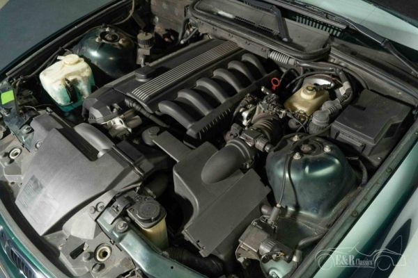 BMW 328i 1998 125187