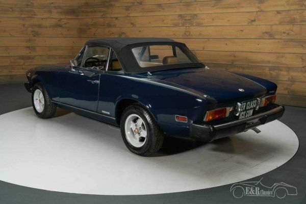 Fiat 124 Spider CS1 1977 125759