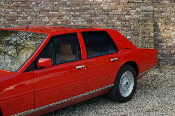 Aston Martin Lagonda 1984 15597