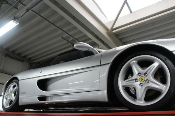 Ferrari F 355 Spider 1999 15891