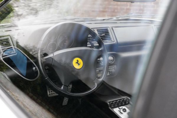 Ferrari F 355 Spider 1999 15900