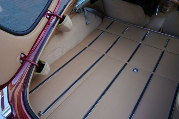 Jaguar E-Type 3.8 1964 15938