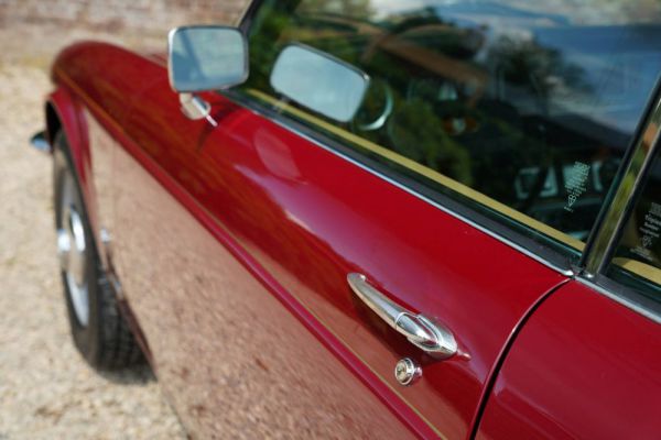 Jaguar XJ 6 L 4.2 1977 16019